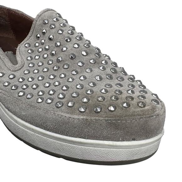 DONALD J PLINER Gray studded gray slip on sneaker size 7.5 - Picture 8 of 10
